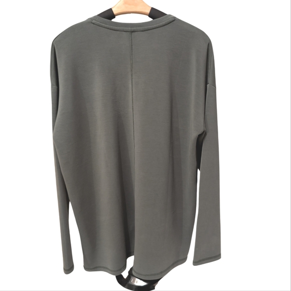Up! Long Sleeve Top | Size L | Lightweight & Soft Everyday Blouse - Picture 3 of 6